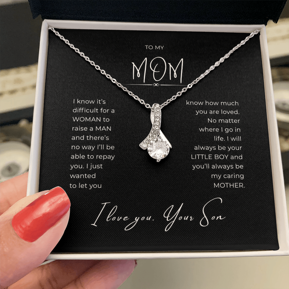 To My Mom Interlocking Hearts Necklace