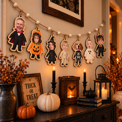 Halloween Personalized Family Members Faces Wooden Garland