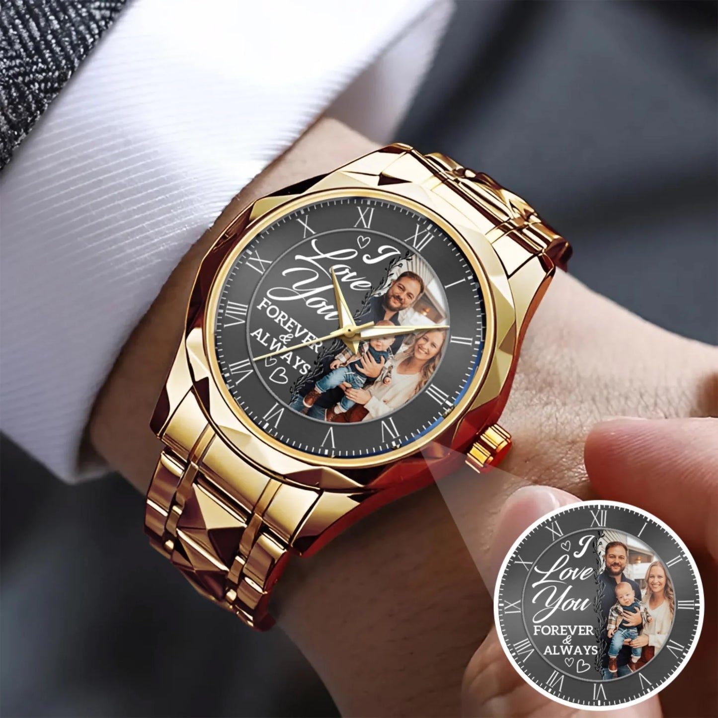 Mockup Alloy Luxury Quartz Watch gold