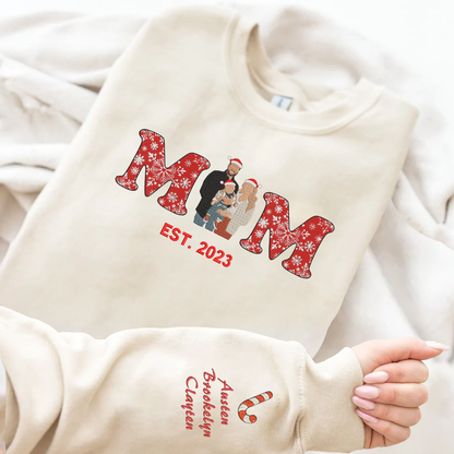 Christmas Embroidered Family Photo Snow Letter Custom Text Hoodie Sweatshirt T-Shirt