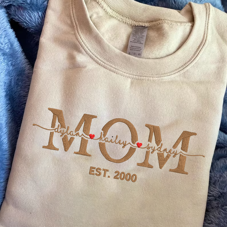 Personalized Embroidered MOM With Children Names Hoodie Sweatshirt T-Shirt