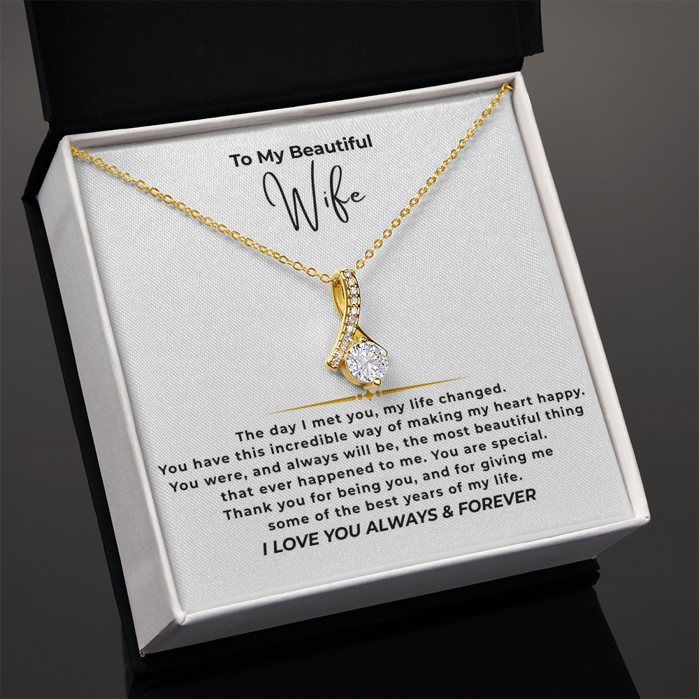 To My Beautiful Wife Interlocking Hearts Necklace