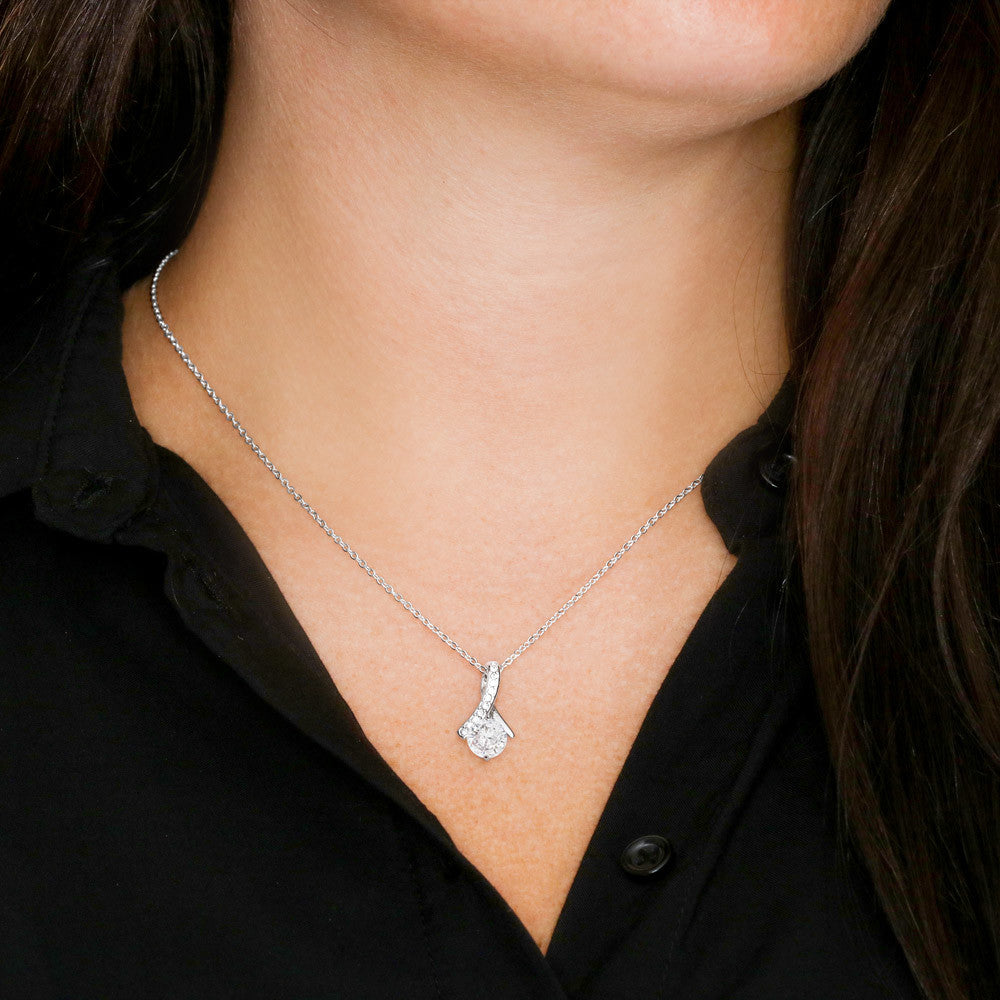 Thank You Mama Alluring Beauty Necklace