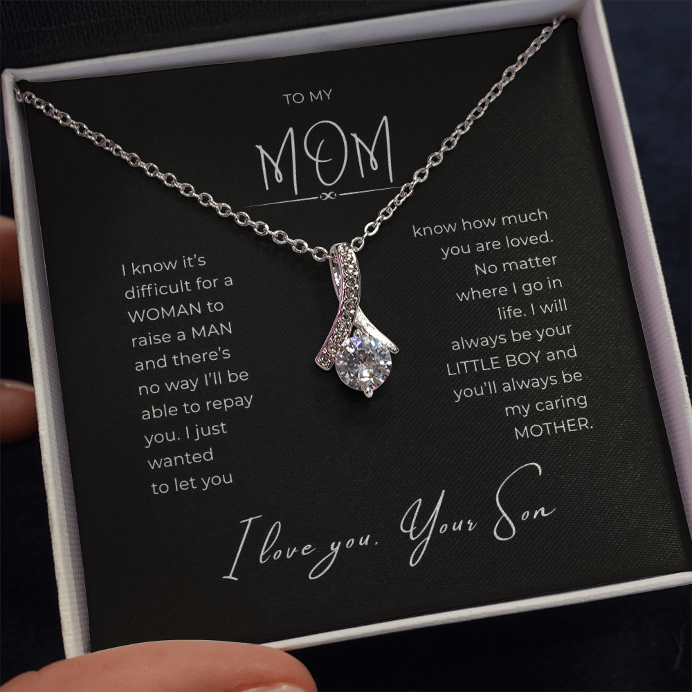 To My Mom Interlocking Hearts Necklace