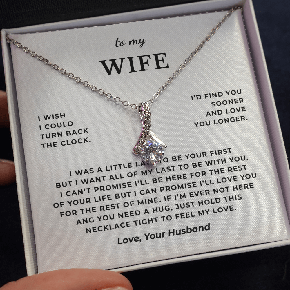 To My Wife Interlocking Hearts Necklace