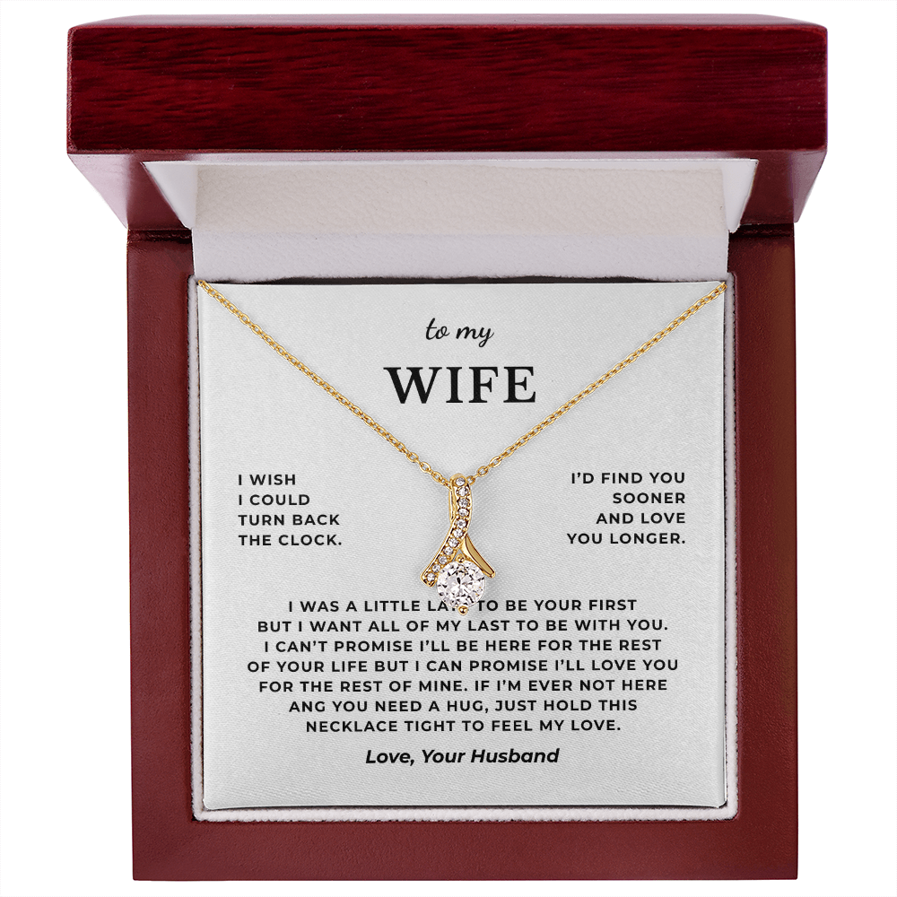 To My Wife Interlocking Hearts Necklace