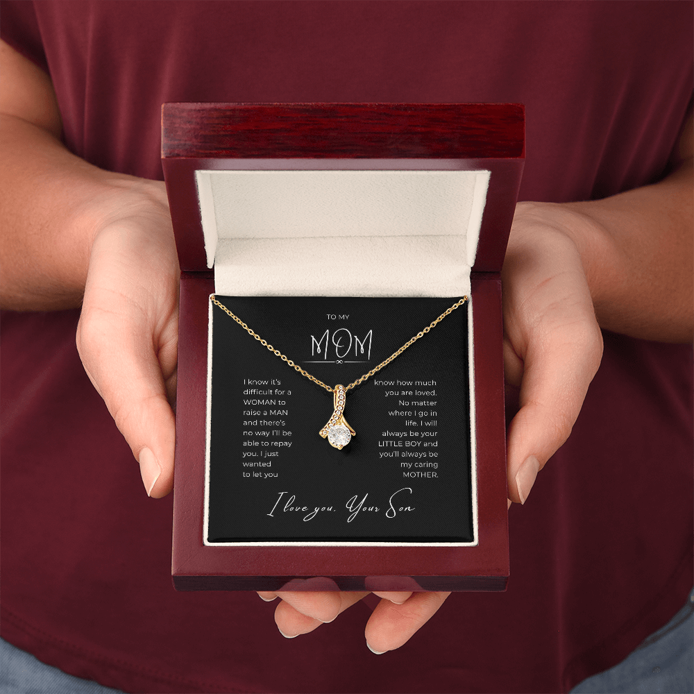 To My Mom Interlocking Hearts Necklace