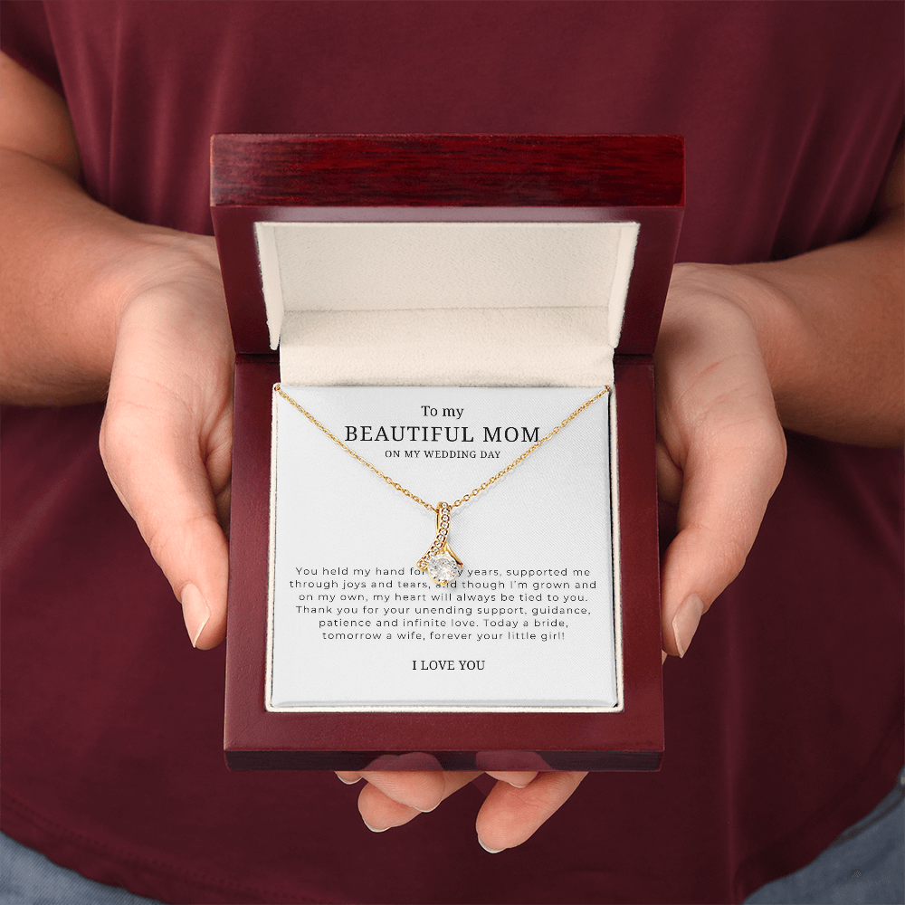 To My Beautiful Mom On My Wedding Day Interlocking Hearts Necklace