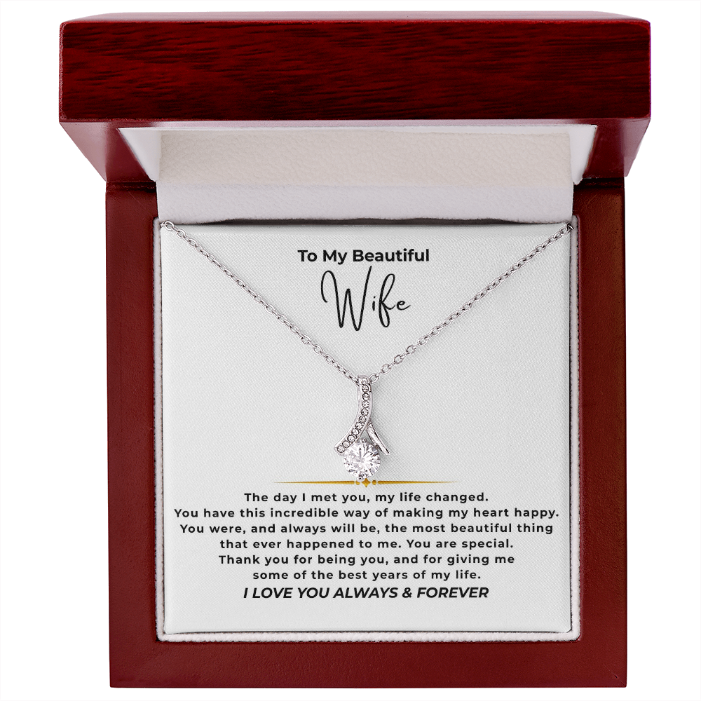 To My Beautiful Wife Interlocking Hearts Necklace