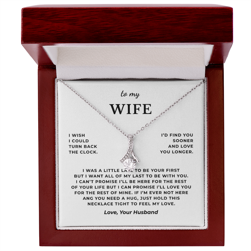 To My Wife Interlocking Hearts Necklace